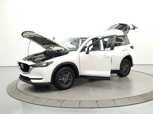 Used 2020 MAZDA CX-5 Touring image 11