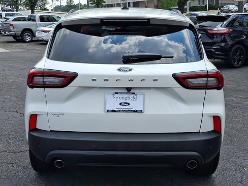 Used 2025 Ford Escape ST-Line w/ Tech Pack #1 image 5