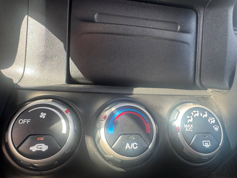 Used 2004 Honda CR-V EX image 18