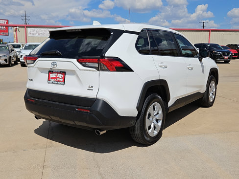 Used 2024 Toyota RAV4 LE image 3