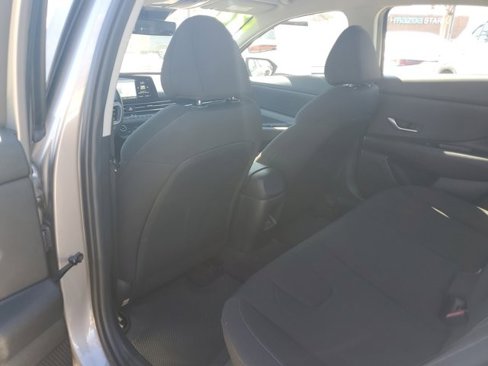 Used 2024 Hyundai Elantra SEL image 13