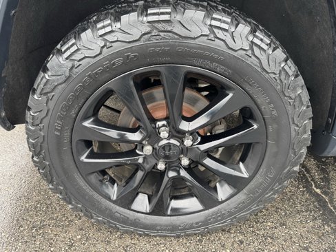 Used 2018 Jeep Grand Cherokee Altitude image 45