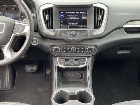 Used 2023 GMC Terrain SLE w/ Driver Convenience Package image 21
