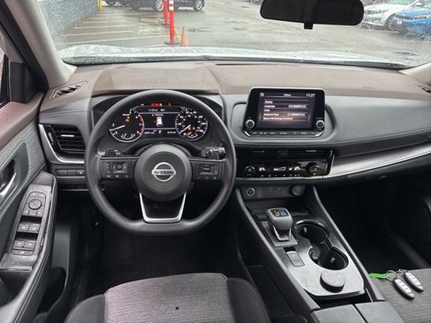 Certified 2021 Nissan Rogue SV image 8