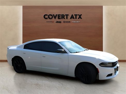 Used 2019 Dodge Charger SXT image 6
