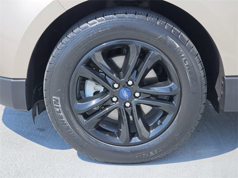 Used 2020 Ford Edge SEL w/ Convenience Package image 10