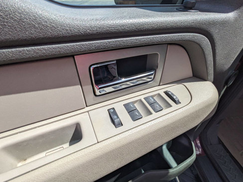 Used 2010 Ford F150 XLT image 9