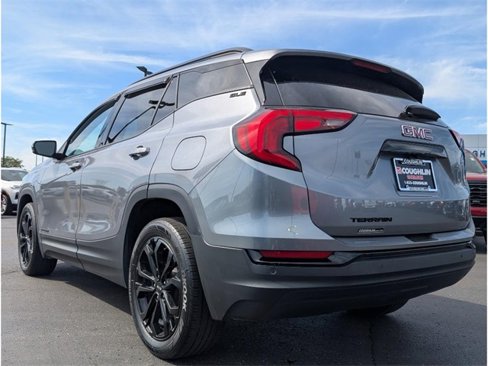 Used 2020 GMC Terrain SLE w/ Driver Convenience Package image 5