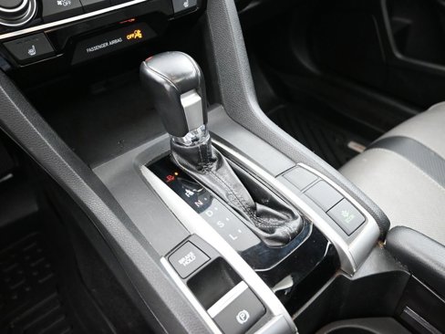 Used 2017 Honda Civic Touring image 16