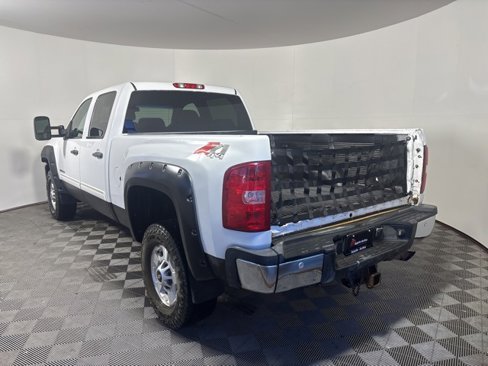 Used 2011 Chevrolet Silverado 2500 LT w/ Interior Plus Package image 4