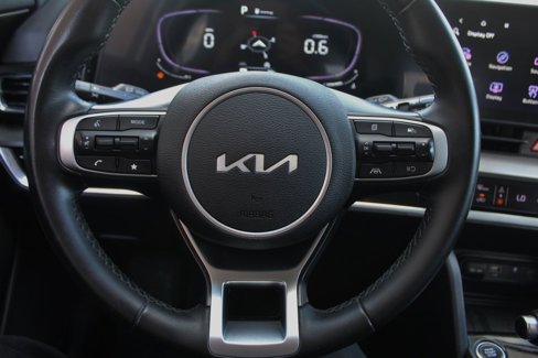 Used 2023 Kia Sportage EX image 27
