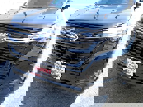 Used 2025 Subaru Forester Touring image 16