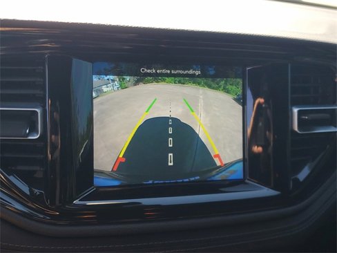 Used 2021 Dodge Durango SXT image 25