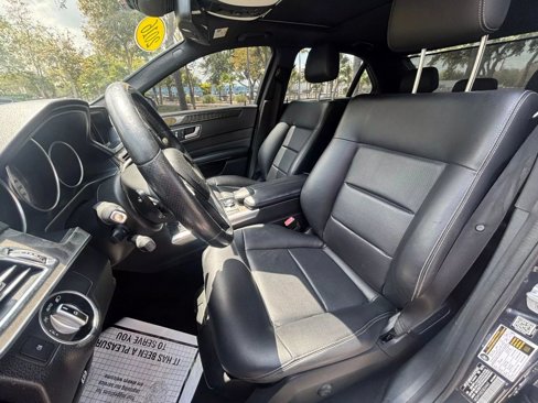 Used 2016 Mercedes-Benz E 350 Sedan w/ Premium Package image 12