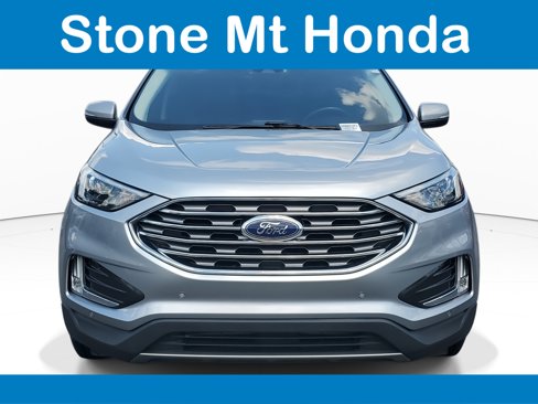 Used 2022 Ford Edge Titanium image 2