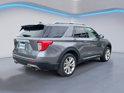 Used 2022 Ford Explorer Platinum w/ Equipment Group 601A image 4