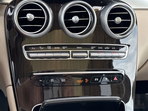 Certified 2021 Mercedes-Benz GLC 300 image 23