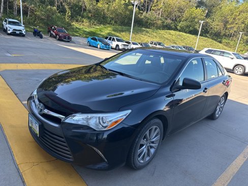 Used 2016 Toyota Camry LE image 8