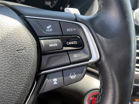 Certified 2018 Honda Accord Touring image 22