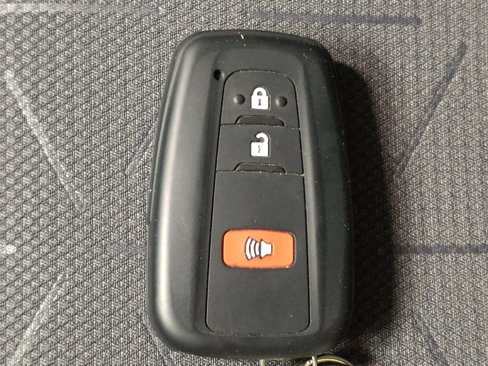 Used 2019 Toyota RAV4 XLE image 32