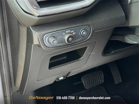 Used 2022 Chevrolet TrailBlazer LT image 10