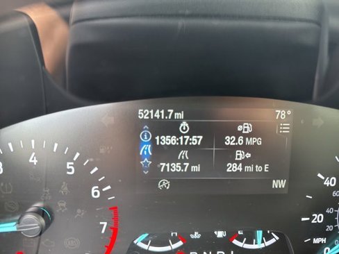 Used 2020 Ford Escape SE image 24