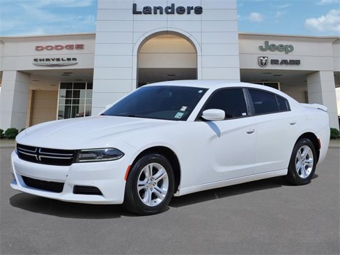 Used 2016 Dodge Charger SE image 1