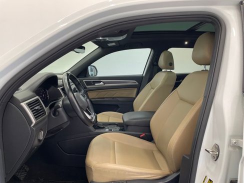 Used 2020 Volkswagen Atlas Cross Sport SEL w/ Cross Sport MDO Package image 17