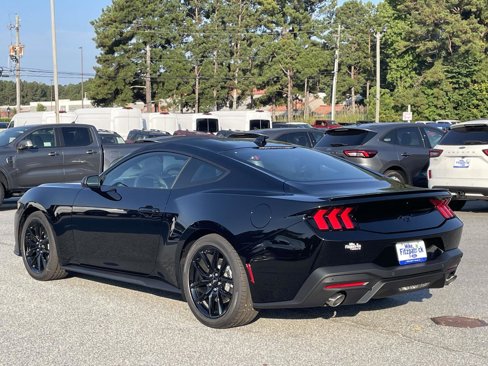 New 2025 Ford Mustang Coupe image 4