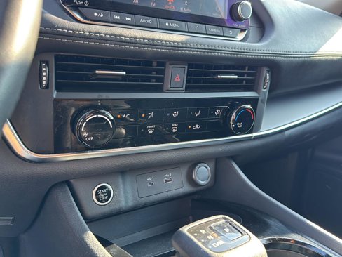 Used 2021 Nissan Rogue S image 22