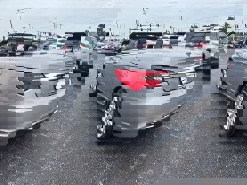 Used 2013 Chrysler 200 Touring image 5