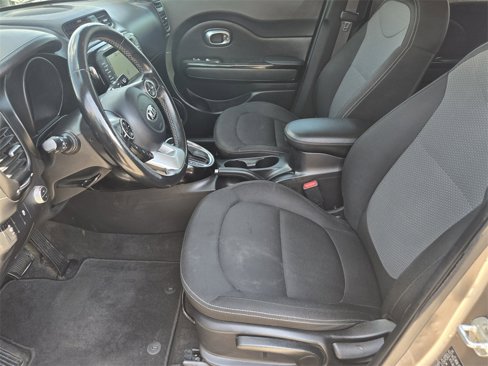 Used 2019 Kia Soul + w/ Audio Package image 11