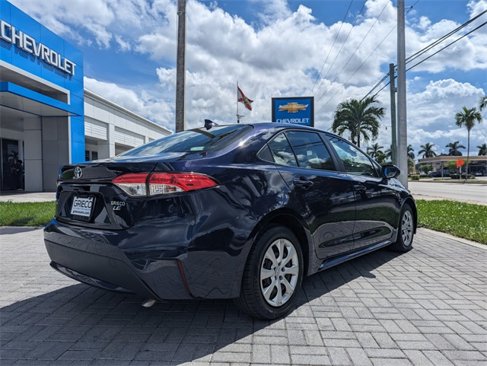 Used 2021 Toyota Corolla LE image 15