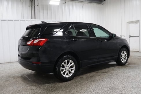 Used 2019 Chevrolet Equinox LS w/ LS Convenience Package image 6