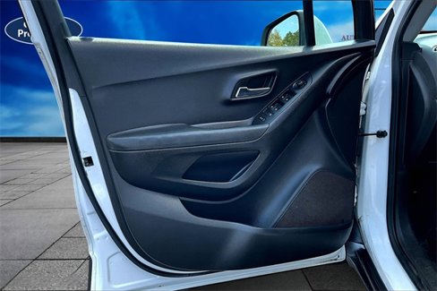 Used 2019 Chevrolet Trax LT image 22
