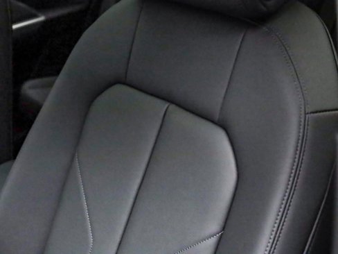 New 2025 Audi Q3 2.0T Premium image 24