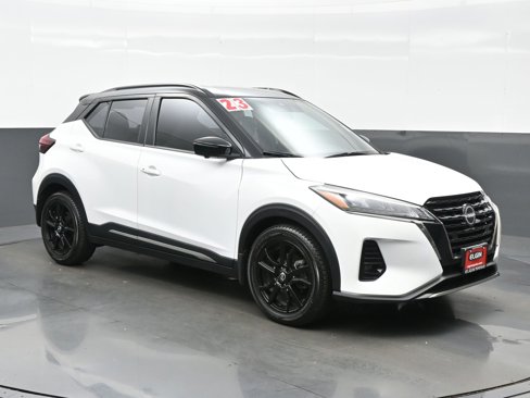 Used 2023 Nissan Kicks SR image 8