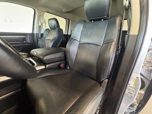 Used 2018 RAM 2500 Laramie w/ Sport Appearance Group image 14