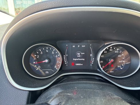 Used 2019 Jeep Compass Latitude w/ Cold Weather Group image 2
