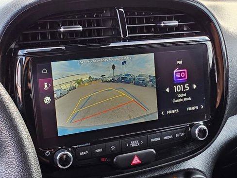 Used 2023 Kia Soul S image 25