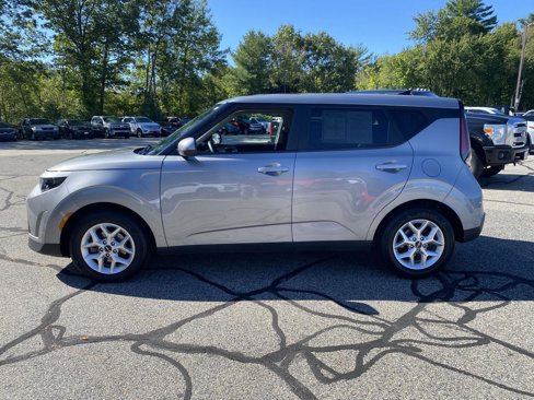 Used 2023 Kia Soul LX w/ LX Technology Package image 4
