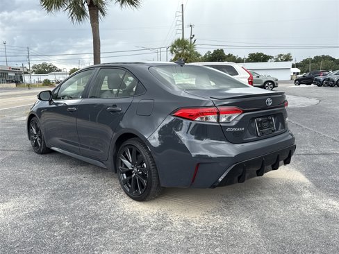 Used 2023 Toyota Corolla LE image 3