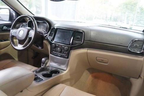 Used 2019 Jeep Grand Cherokee Overland image 23