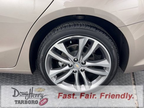 Used 2023 Chevrolet Malibu LT w/ Driver Confidence Package image 23