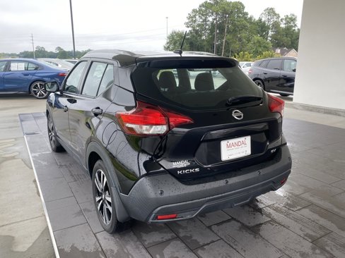 Used 2020 Nissan Kicks SV image 7