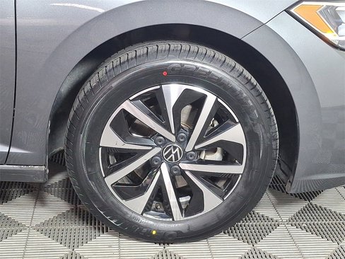 Used 2024 Volkswagen Jetta S image 12