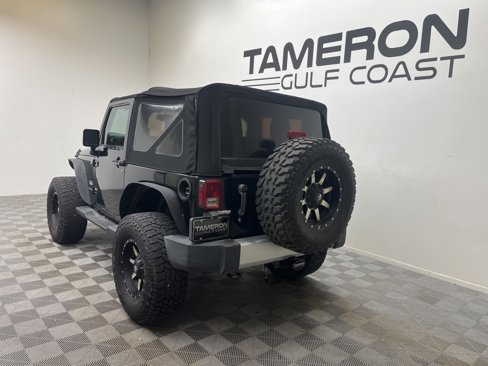 Used 2015 Jeep Wrangler Sahara w/ Connectivity Group image 8