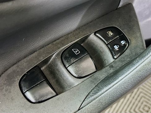 Used 2017 Nissan Altima 2.5 SR image 20