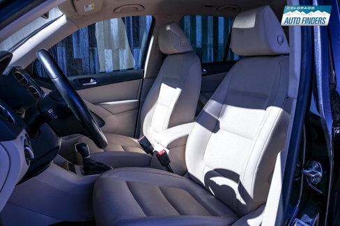 Used 2012 Volkswagen Tiguan SE image 11