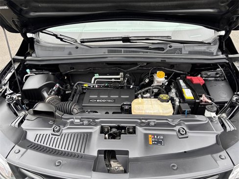 Used 2019 Chevrolet Trax LT w/ Redline Edition image 34